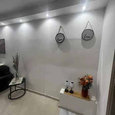 Dinas House 2